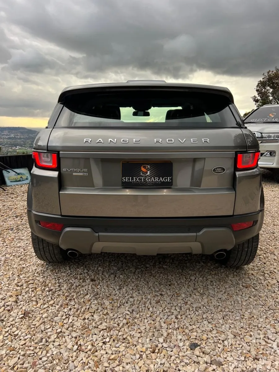 LAND ROVER EVOQUE 2.0 HSE SI4 2017