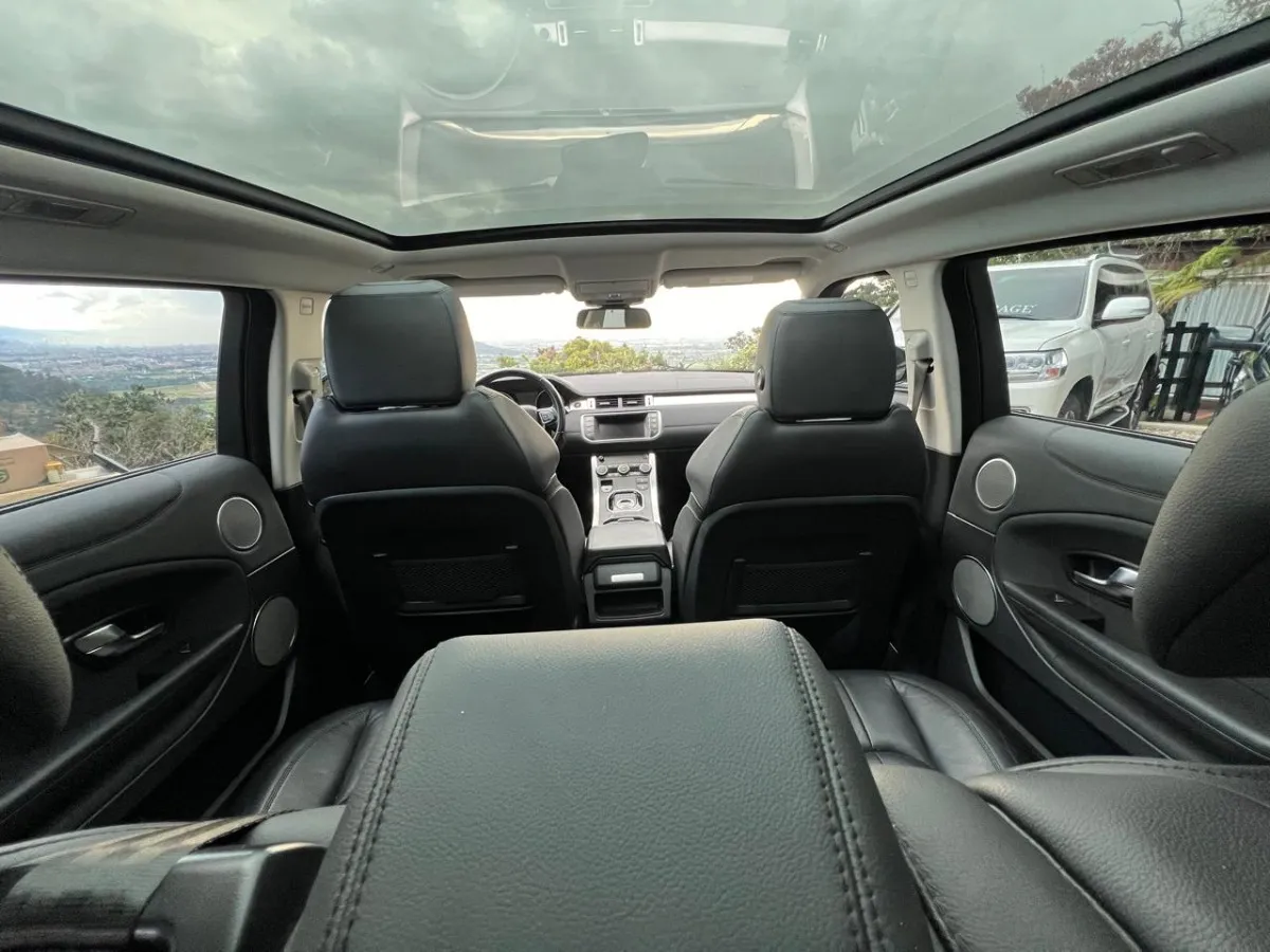 LAND ROVER EVOQUE 2.0 HSE SI4 2017