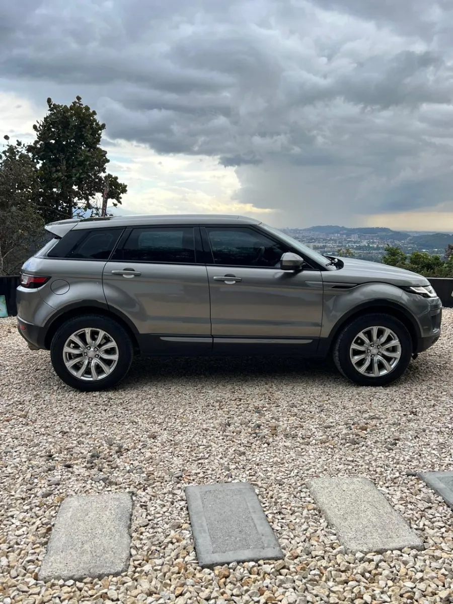 LAND ROVER EVOQUE 2.0 HSE SI4 2017