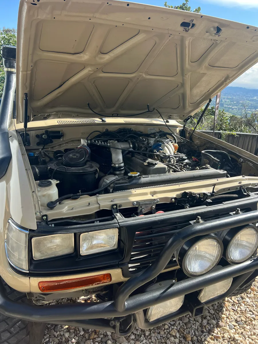 TOYOTA LAND CRUISER 4.5 SAMURAI FZJ80 1997