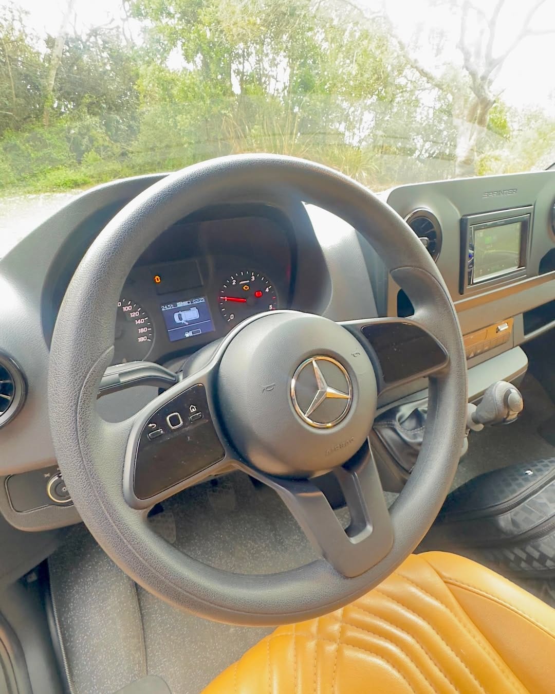 MERCEDES-BENZ SPRINTER EXECUTIVE 2024