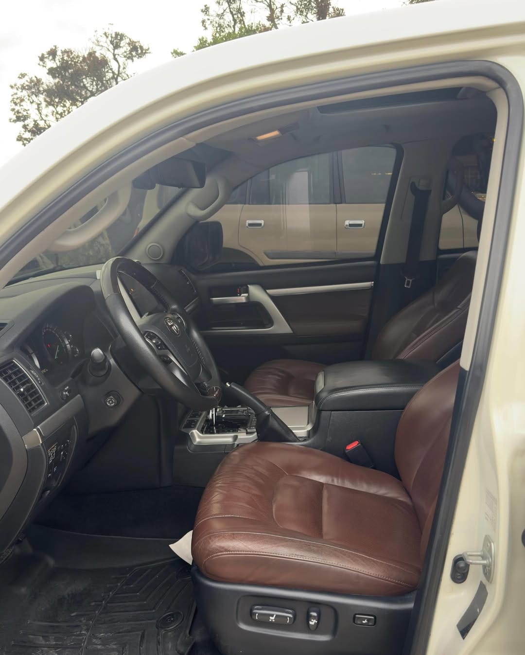 TOYOTA LAND CRUISER 200 VX 2017