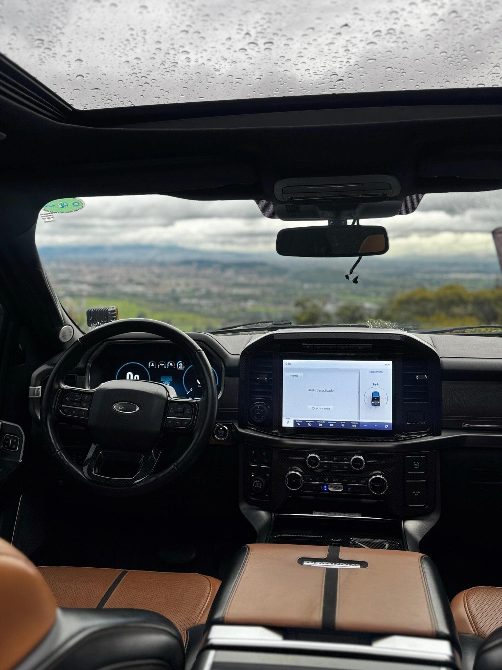 FORD F-150 PLATINUM 2023
