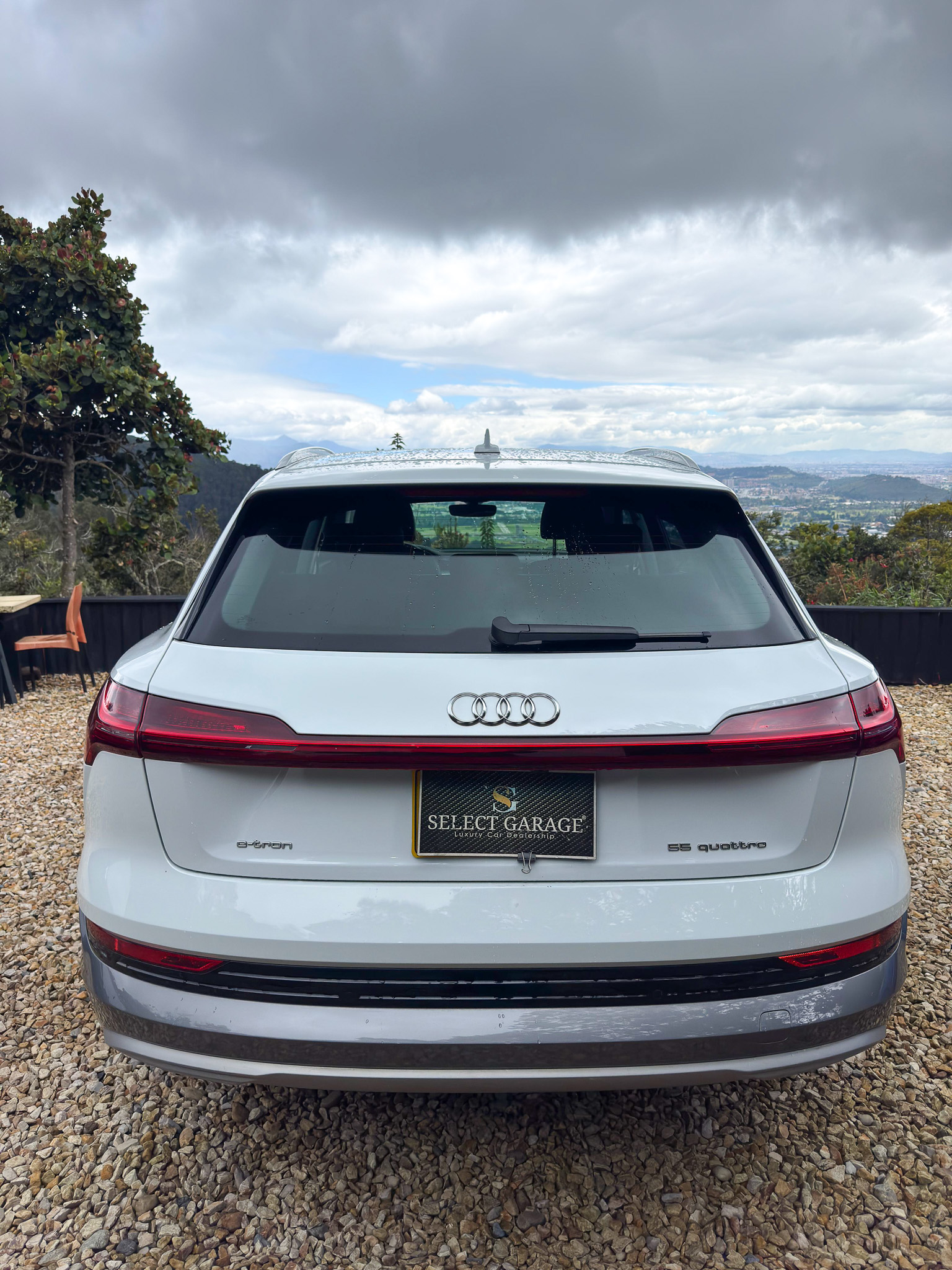 AUDI E-TRON 2022
