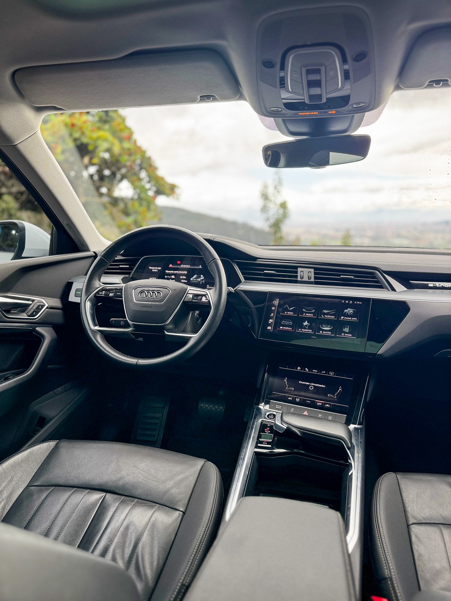 AUDI E-TRON 2022