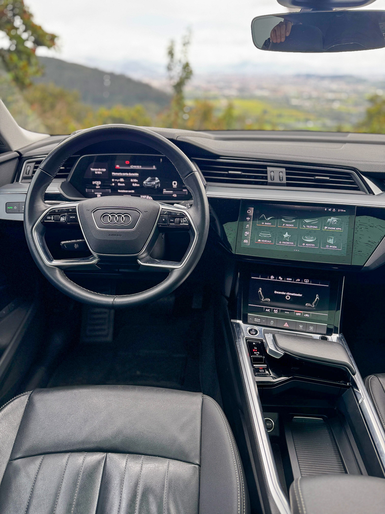 AUDI E-TRON 2022