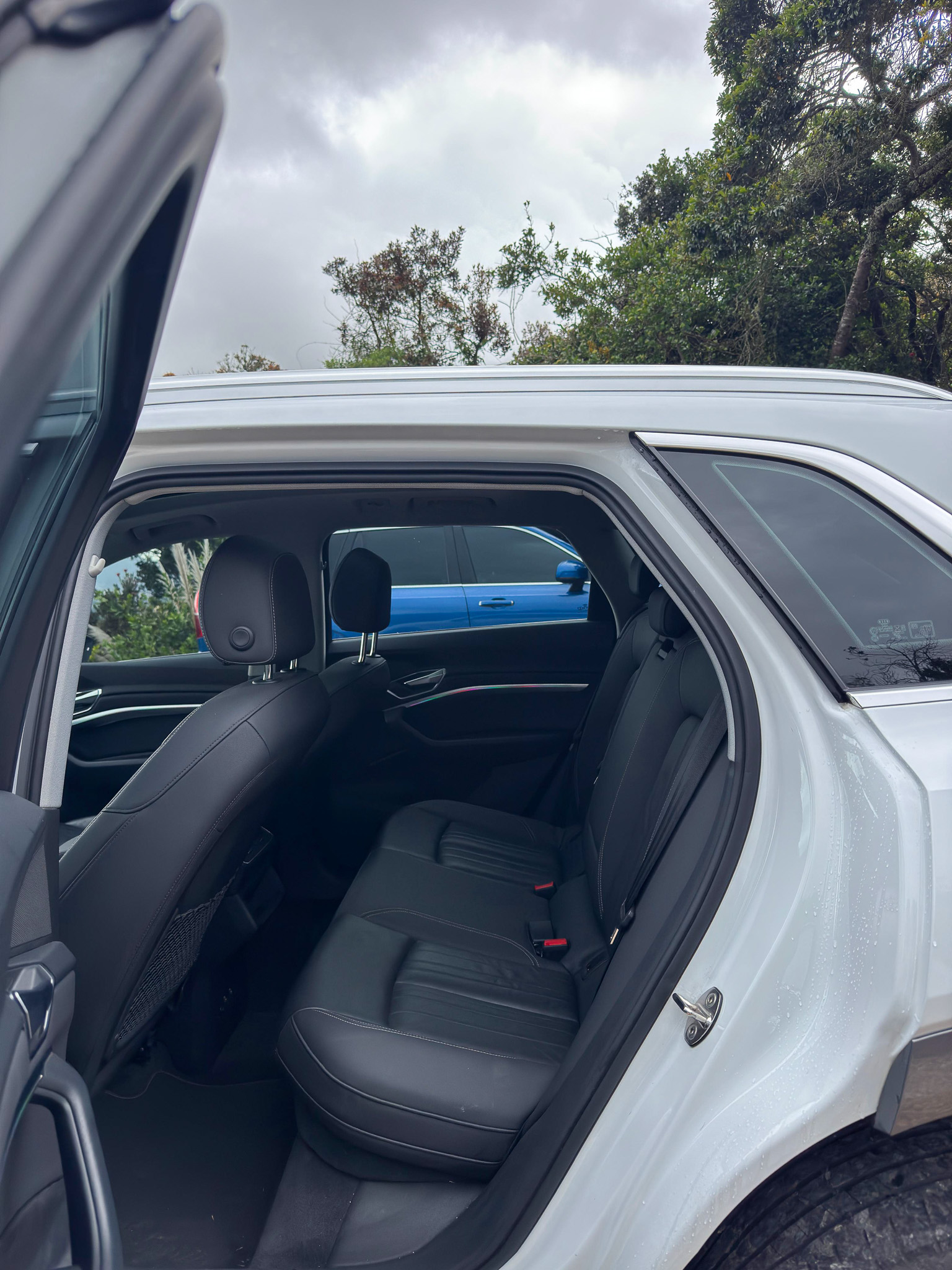 AUDI E-TRON 2022