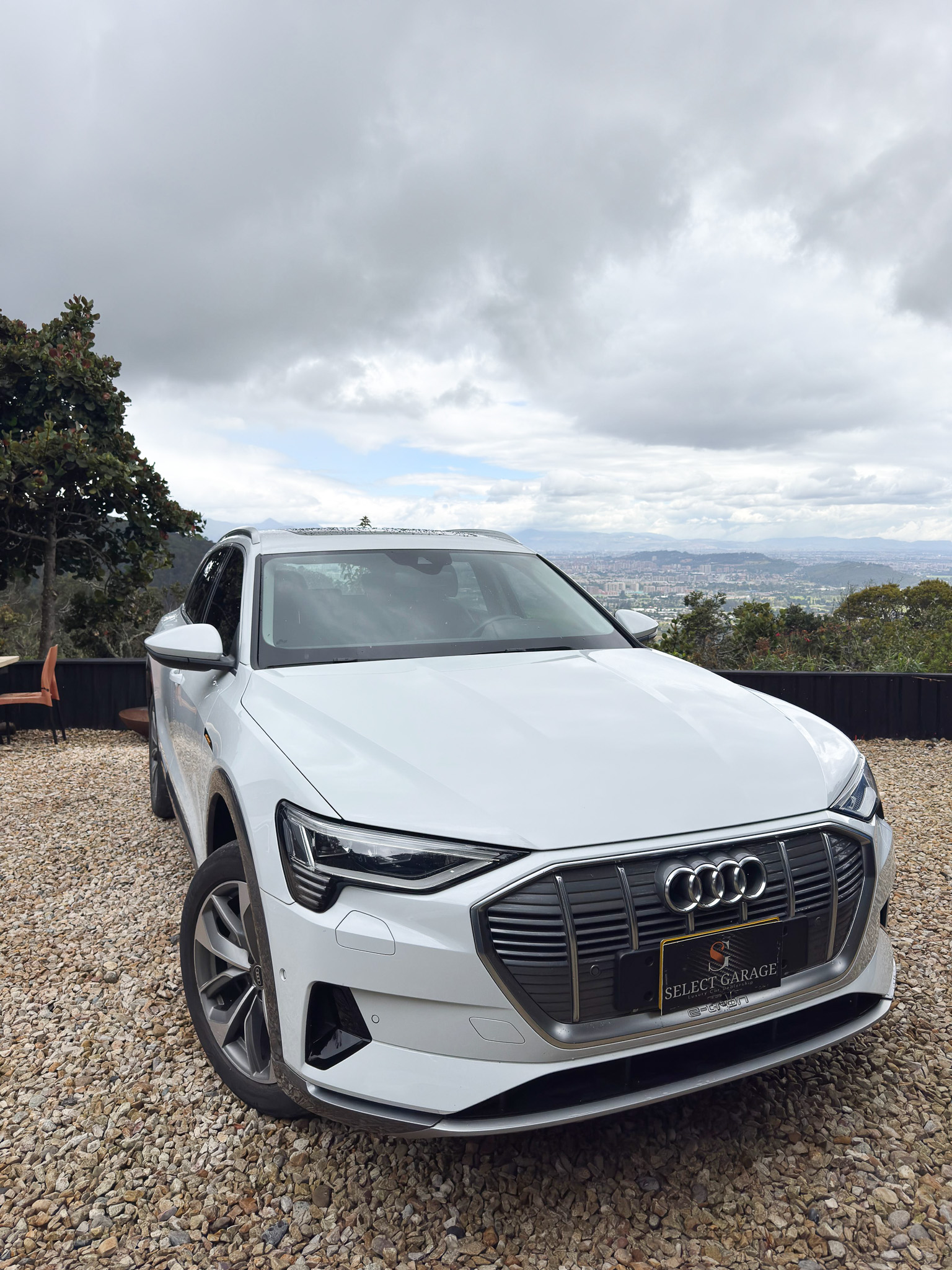 AUDI E-TRON 2022